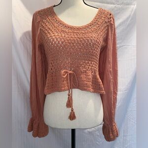 Free People NWT crochet long sleeve crop top